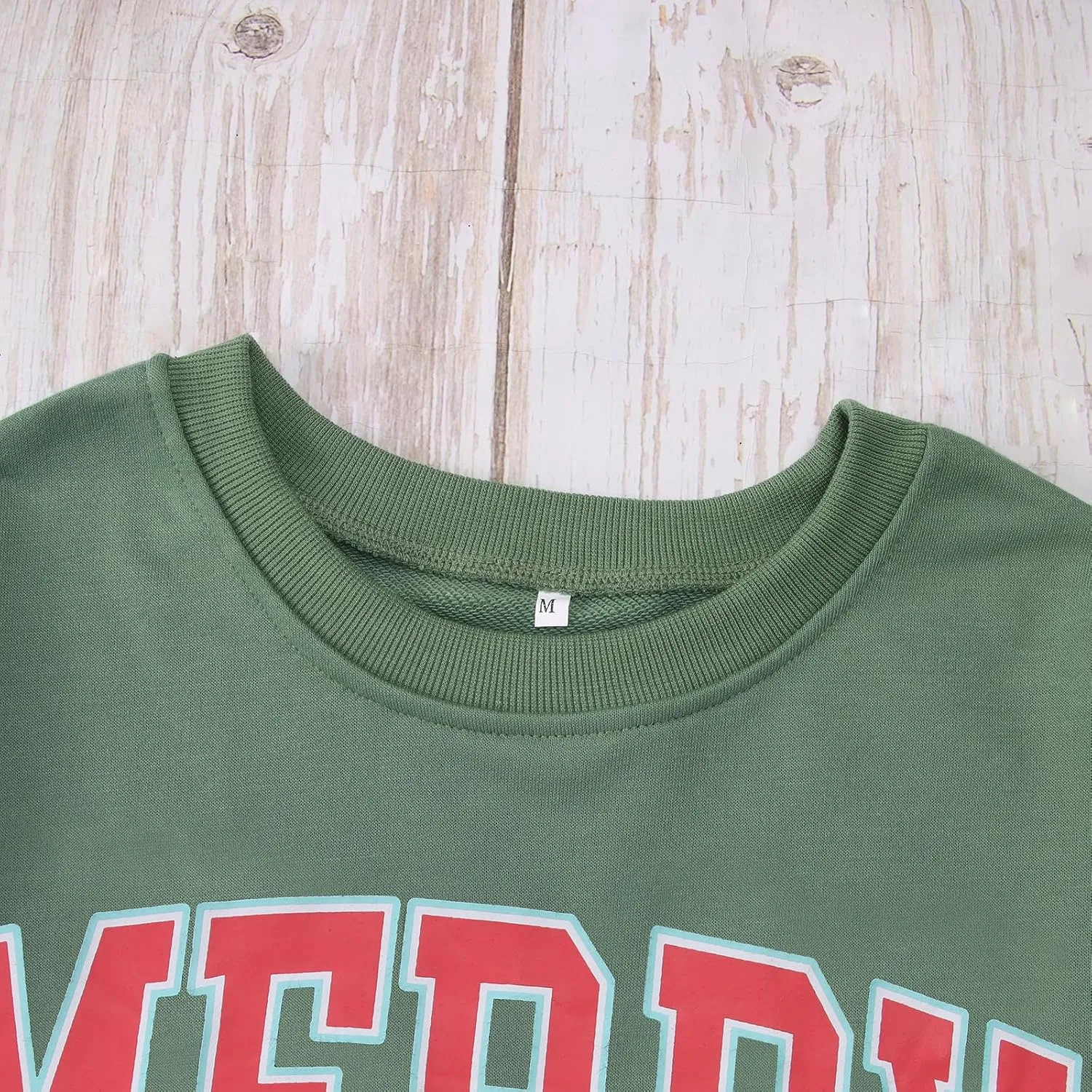 Christmas Women's Merry Graphic Sweatshirt Crewneck Xmas Holiday Sweater Shirt Oversized Pullover Top Winter Outfit
